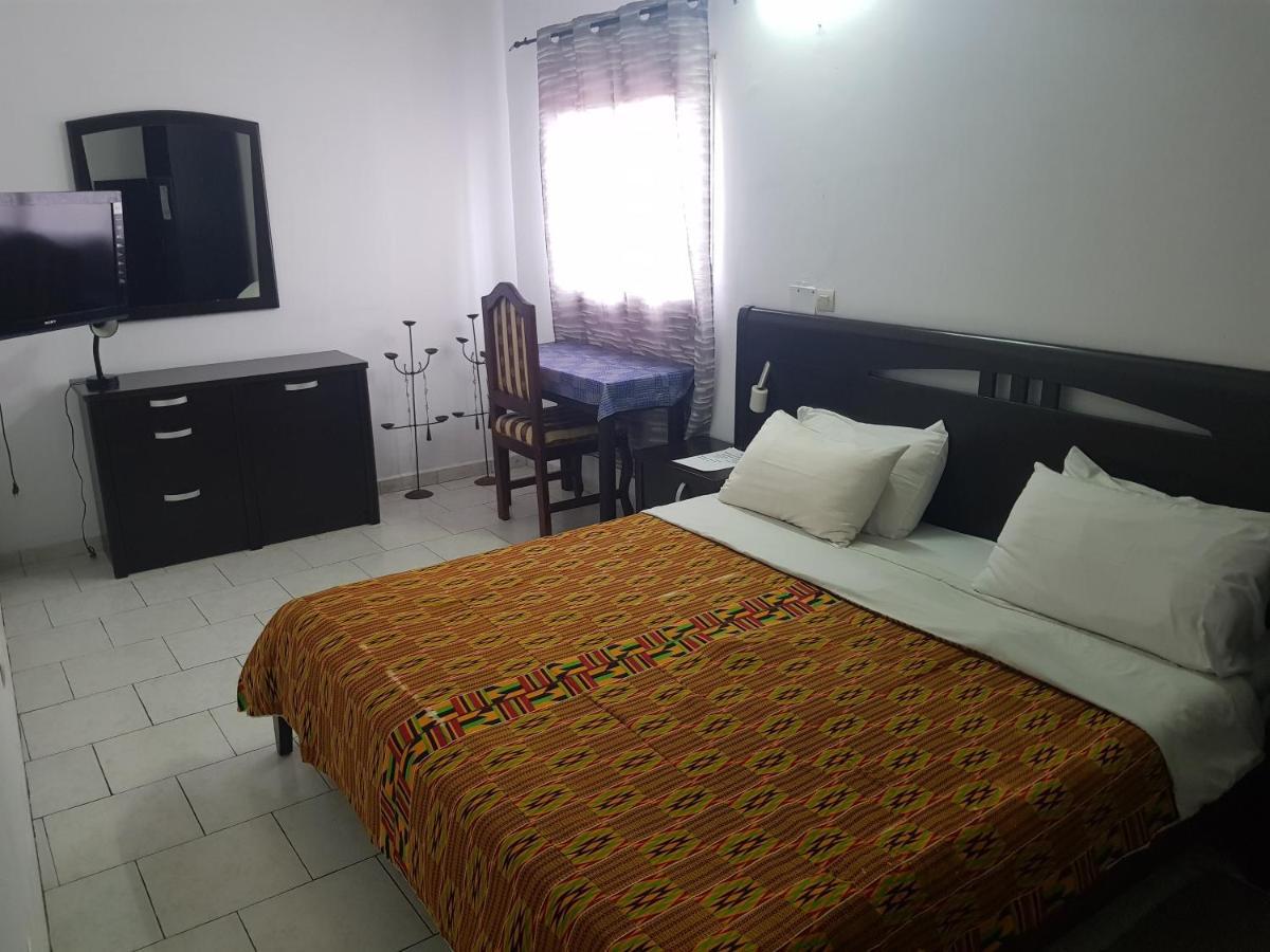 Residences Touristhotel Abidjan Exterior foto