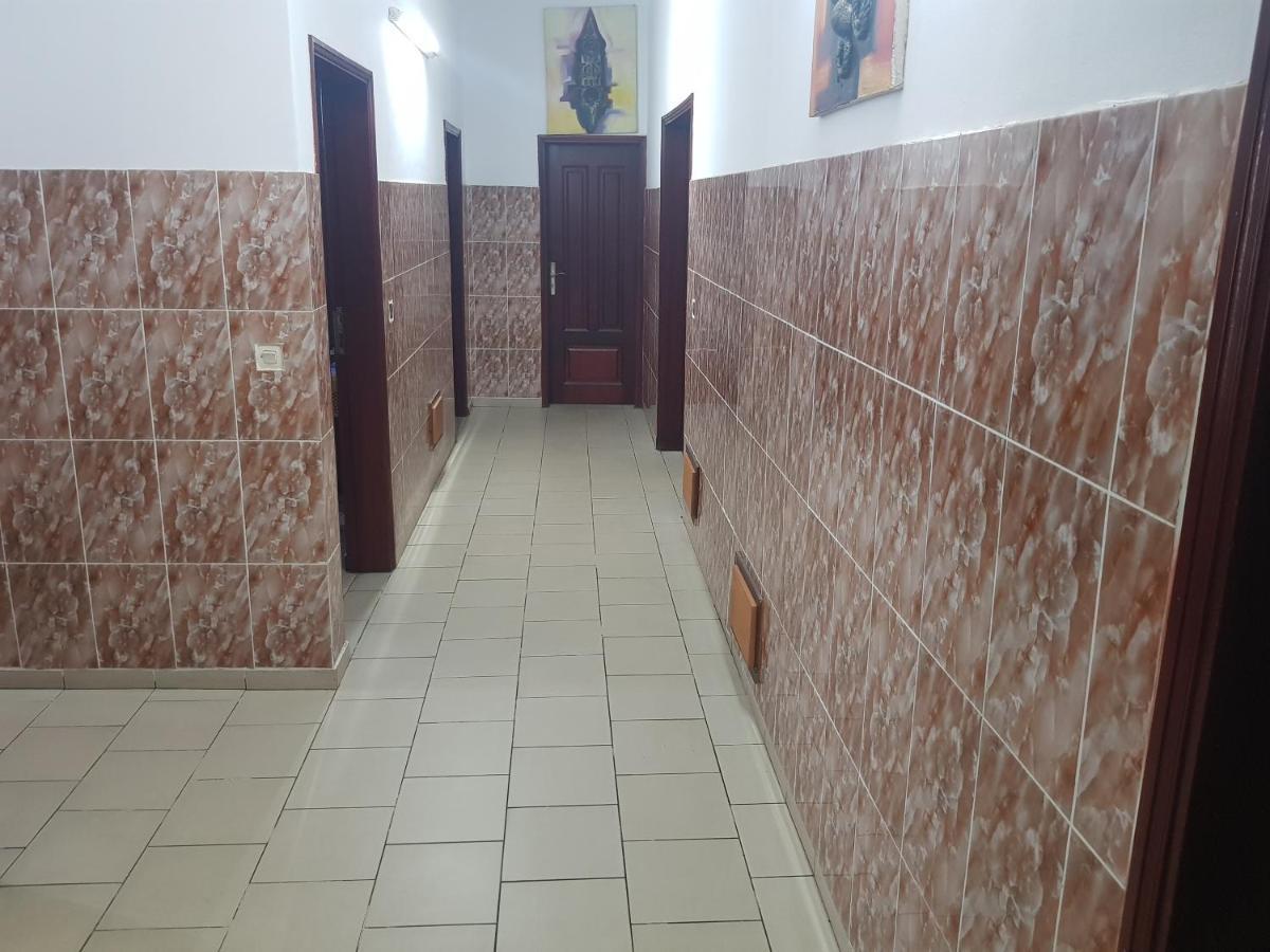 Residences Touristhotel Abidjan Exterior foto